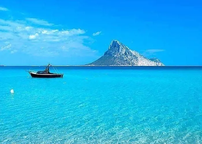 Trilocale I Fari * Porto San Paolo (Sardinia)